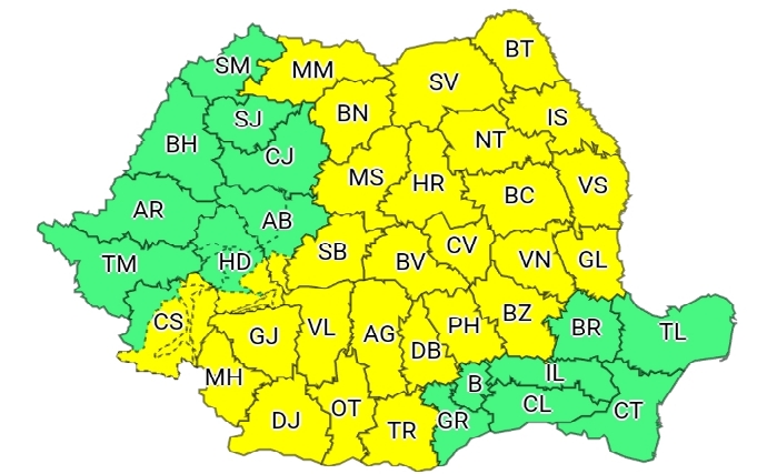 Bacău sub COD GALBEN de ploi, descărcări electrice și vânt de scurtă durată